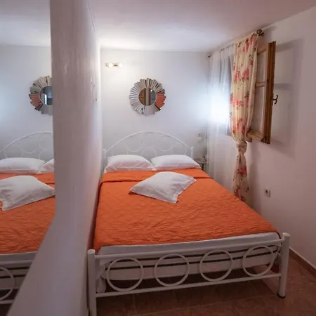 Casa Di Levante - Glossa Skopelos Апартаменты Лутраки